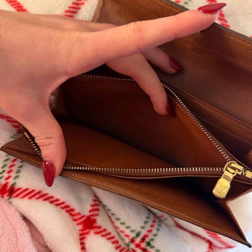 Louis Vuitton Dark Brown Monogram Clutch - Picture 12 of 15